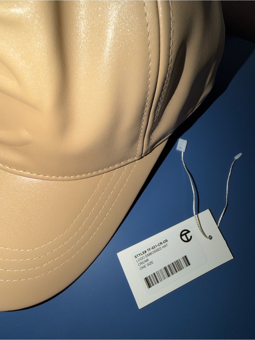 Telfar cream hat - Picture 6 of 7